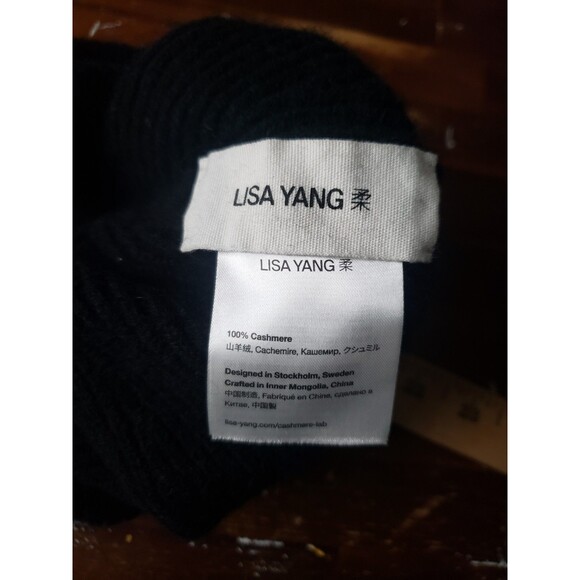 Lisa Yang Ribbed Beanie Hat Black Winter Hat 100% Cashmere - Picture 4 of 6